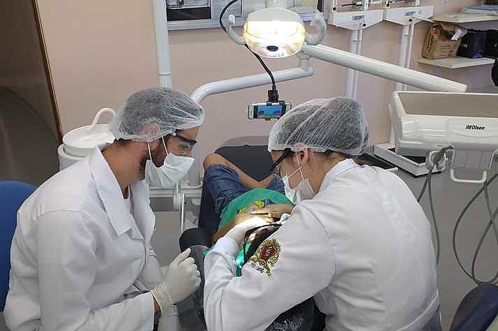 Faculdade de odontologia da UFMG é uma das que oferecem atendimentos gratuitos