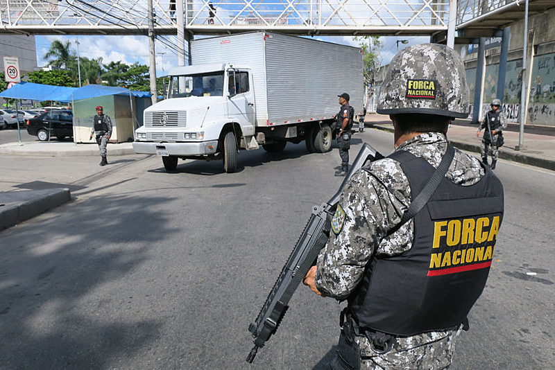 Agentes da Força Nacional, no Rio de Janeiro