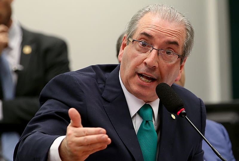 As trocas que alteraram vagas de alguns dos 21 integrantes foram feitas estrategicamente, segundo adversários do peemedebista, para beneficiá-lo com pena mais branda.