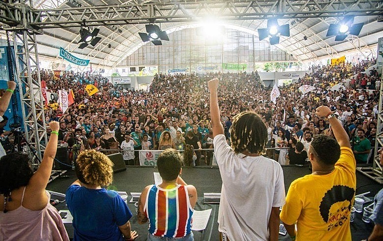 Estudantes defenderam pautas como educação pública, liberdade de pensamento, soberania nacional e a batalha contra as reformas de Bolsonaro