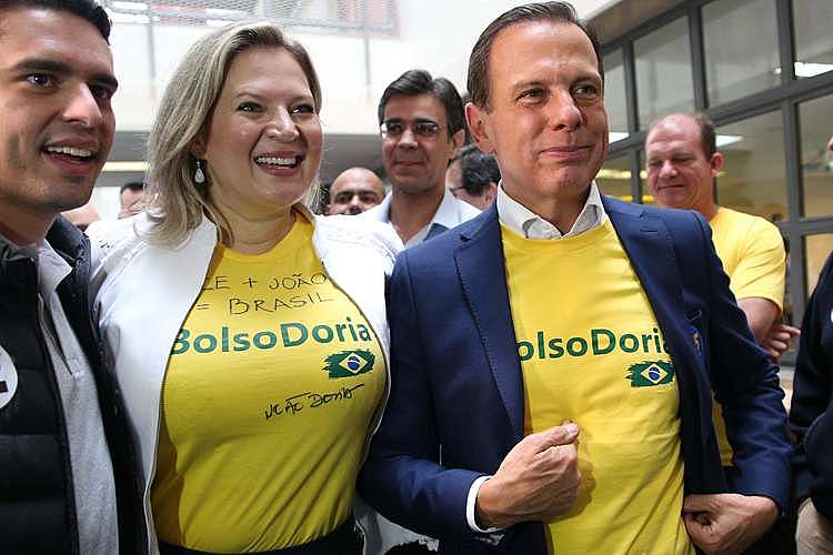 "Como a direita se posiciona, com essa briga entre o bolsonarismo e essa direita mais light, à lá Dória?", pergunta Esther Solano