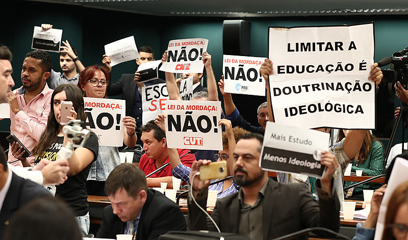 Após dias de discussão acirrada na comissão especial da Câmara, projeto pode ser votado no próximo dia 29