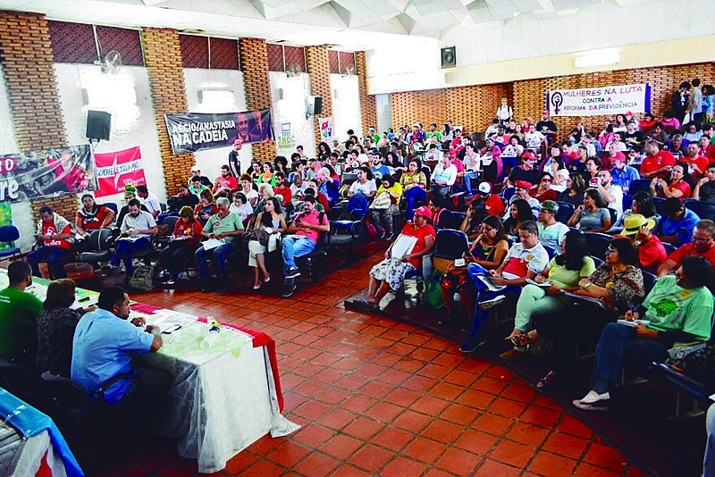 Encontro de comitês de Minas Gerais, em junho, reuniu 700 pessoas