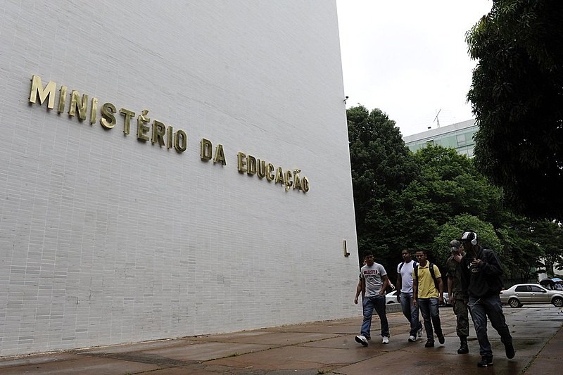 Ministério da Educação anunciou corte de 30% para Universidades Federais