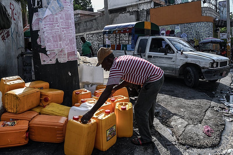 Porto Príncipe, capital do Haiti, sofre atualmente uma crise de desabastecimento em um contexto de instabilidade política e econômica
