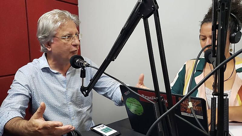 Cientista político Armando Boito avalia conjuntura política após libertação de Lula, ao vivo, na Rádio Brasil de Fato