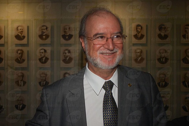 Eduardo Azeredo, do "mensalão tucano" e da Lista de Furnas, na Câmara dos Deputados em 2014
