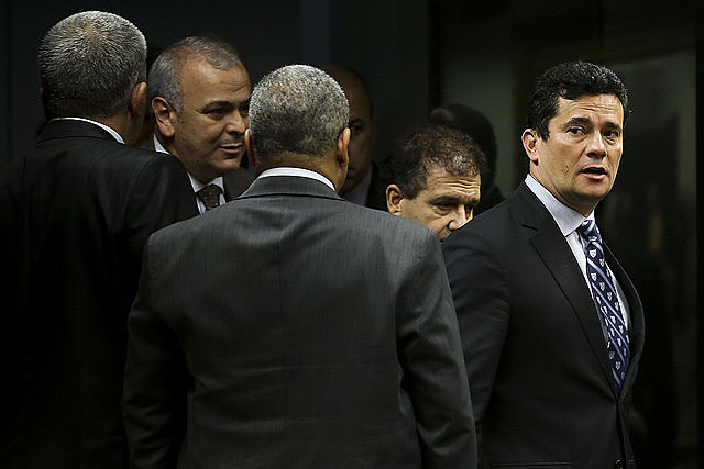 Juíz Sergio Moro está no centro do debate sobre o auxílio-moradia. Ele recebe valor mesmo tendo residência própria em Curitiba onde atua