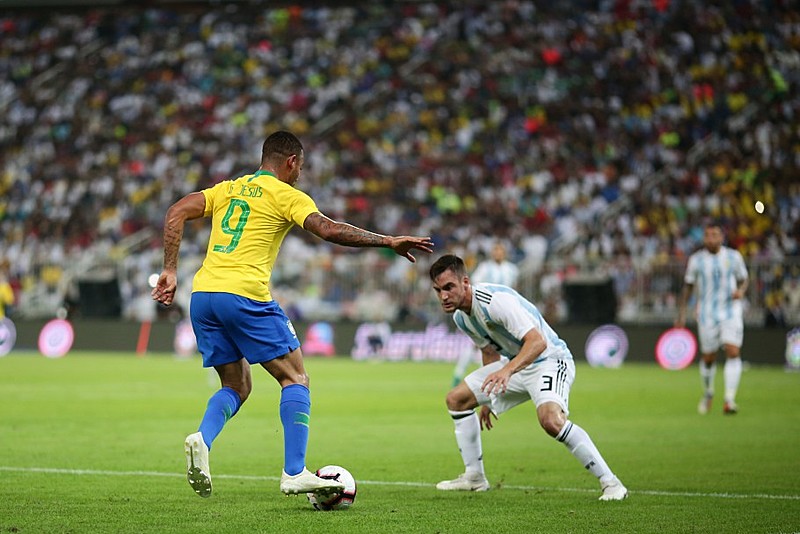 Tite precisa aproveitar melhor os jogadores de ataque