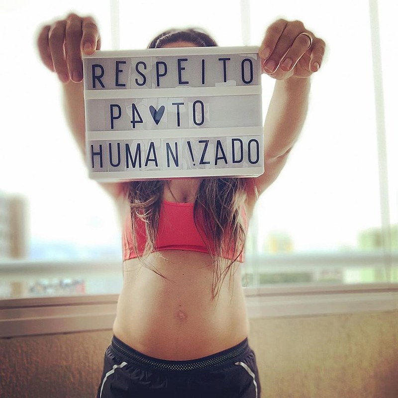 Entenda melhor sobre o parto humanizado com a ativista Raquel Marques