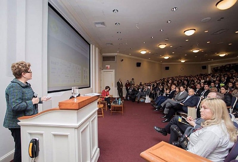 Dilma em Havard