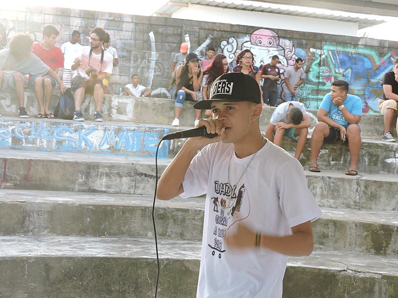 Juventude se mobiliza em diferentes pontos da cidade em torno da cultura Hip Hop