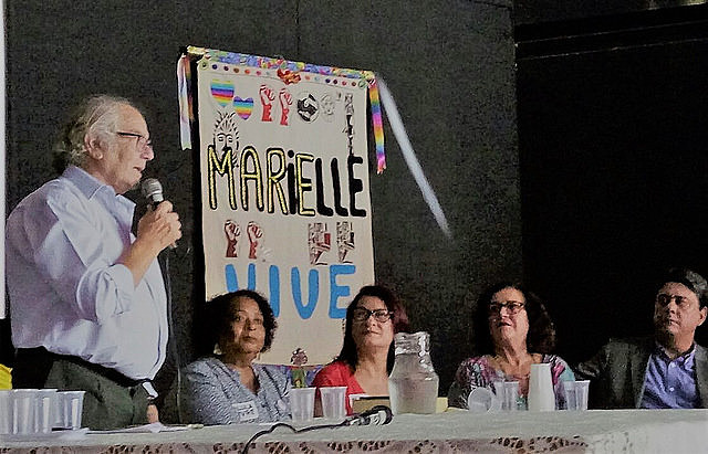 Nobel laureate Adolfo Pérez Esquivel while visiting Maré Museum in Rio de Janeiro