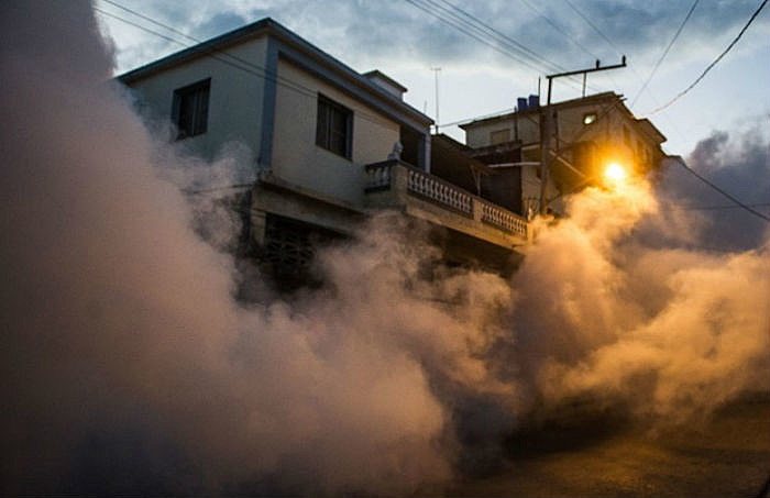Fumacê em bairro residencial
