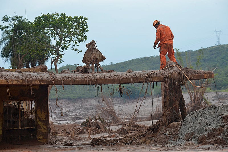 Ausência de licenciamento ambiental poderá causar outros desastres como o de Mariana (MG)