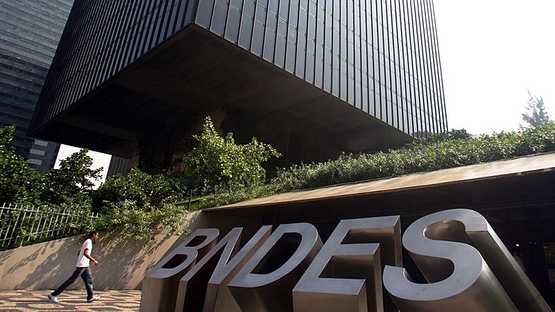 Medida Provisória aproxima taxa de juros de empréstimos do BNDES aos praticados pelo mercado privado
