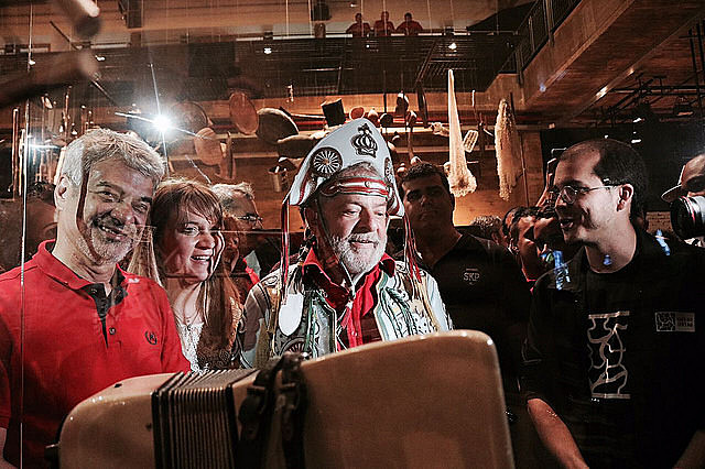 En su primer día en Pernambuco, Lula visitó el museo que homenajea otro famoso Luiz: el compositor Luiz Gonzaga