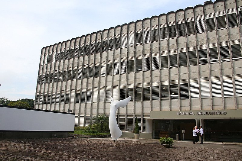 Hospital reduziu 20% o número de leitos de terapia intensiva