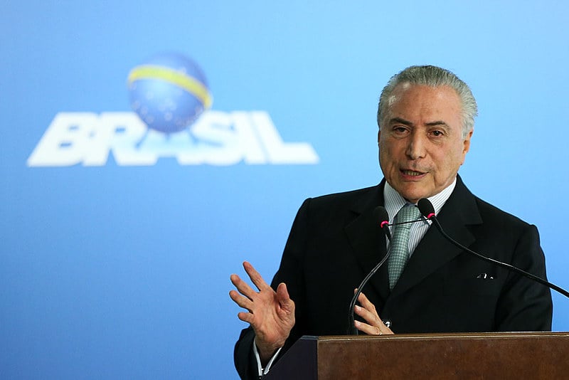 El presidente golpista Michel Temer fue grabado por los dueños de la empresa de carnes JBS