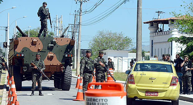 Em 2016, as mortes cometidas por agentes do estado aumentaram mês a mês, segundo o Instituto de Segurança Pública do Estado do Rio de Janeiro