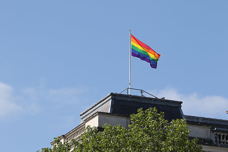 Precisamos falar sobre homofobia no futebol e combatê-la com todas as nossas forças