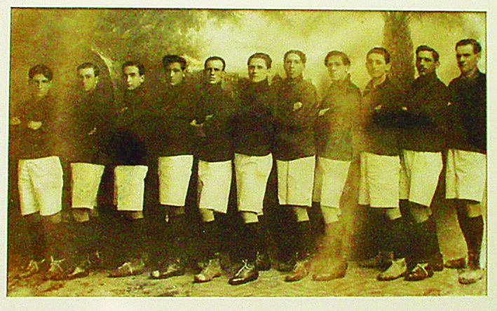 Brasil de Pelotas levou o primeiro campeonato gaúcho da história. Na final, o Xavante goleou a equipe do Grêmio por 5 X 1, em Porto Alegre