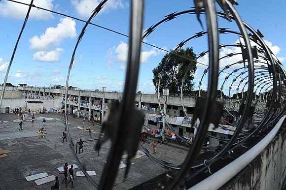 Para coordenador do estudo, reduzir a população carcerária é o melhor caminho para baratear os gastos