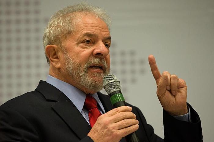 "Não se trata de um julgamento, mas do terceiro ato de um teatro político"
