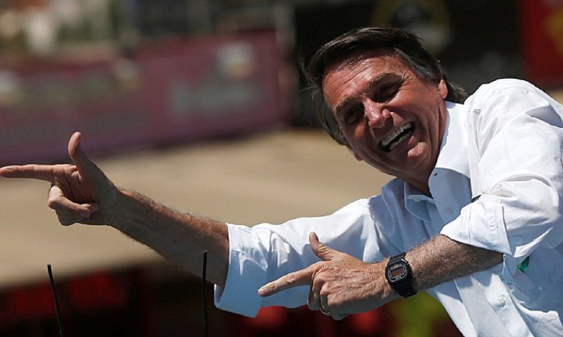 Descontente com divulgação de dados sobre derrubada da Amazônia, Bolsonaro exonerou diretor do INPE, o físico Ricaro Galvão