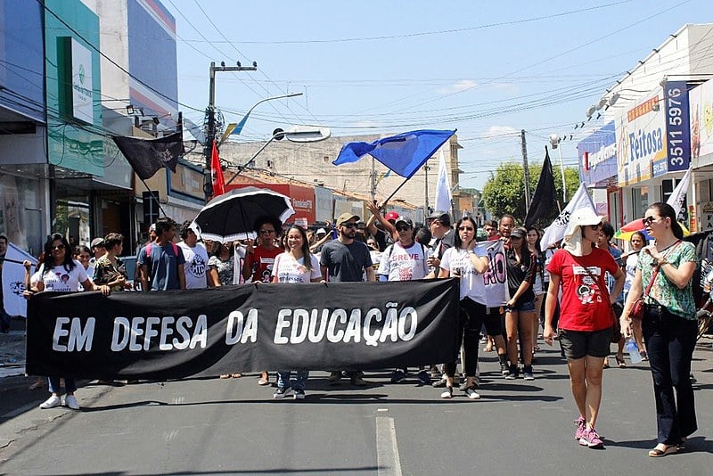 Ato da Greve Geral em Defesa da Educação no Cariri cearense