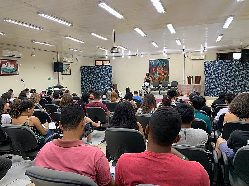 É simbólica a escolha do Brasil como sede, afirma uma das organizadoras do evento, a extrativista Claudelice Santos