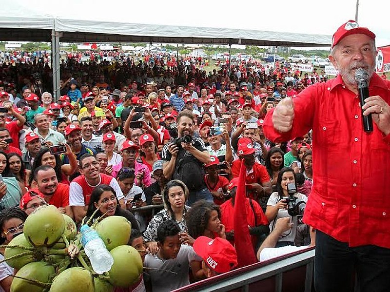 Lula também falou sobre a perseguição jurídica que vem sofrendo