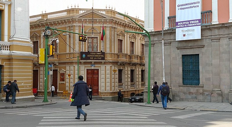 Bolívia busca superar as dificuldades materiais, impostas por cinco séculos de capitalismo, sem perder o horizonte revolucionário
