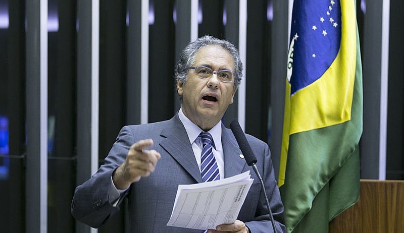 Deputado Carlos Zarattini, líder da minoria, ajudou a costurar o acordo que garantiu verbas para a edcuação