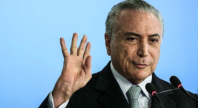 Se Temer cair, a ministra do STF Cármen Lúcia é a grande aposta como sucessora