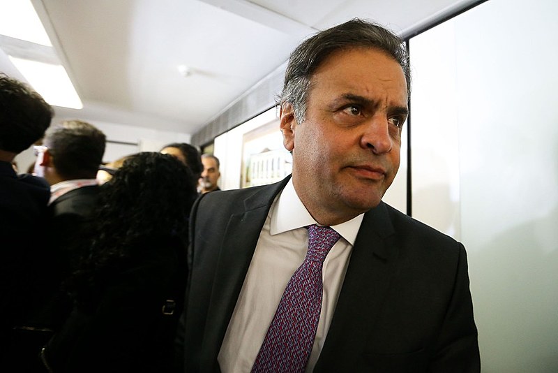 Aécio é denunciado pelos crimes de obstrução da Justiça e corrupção passiva
