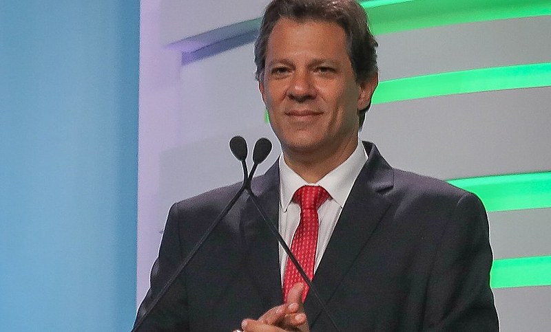 Encontro entre os presidenciáveis ocorreu no santuário de Nossa Senhora Aparecida, no interior de São Paulo