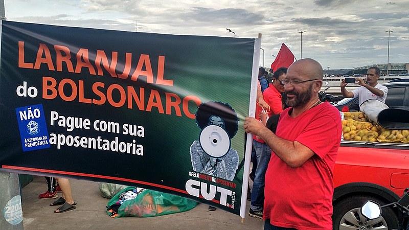 Atividade, parte do Dia Nacional de Mobilização contra a Reforma da Previdência, ocorreu na Rodoviária de Brasília