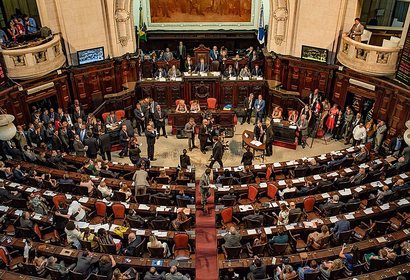 Partido de Bolsonaro na Alerj está fragmentado e sem agenda programática, afirmam deputados da oposição