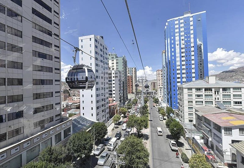 Em La Paz, Morales inaugurou o sistema de teleférico mais extenso do mundo