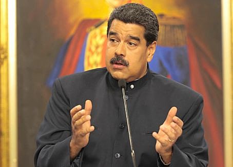 Maduro pediu ajuda ao Papa Francisco "contra a ameaça militar dos EUA"
