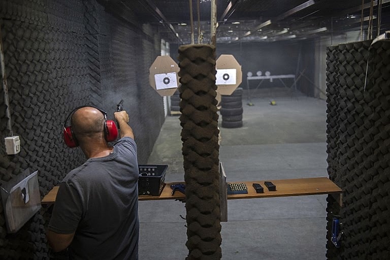 Decreto, ao estabelecer novos critérios, provavelmente ampliará acesso legalizado às armas