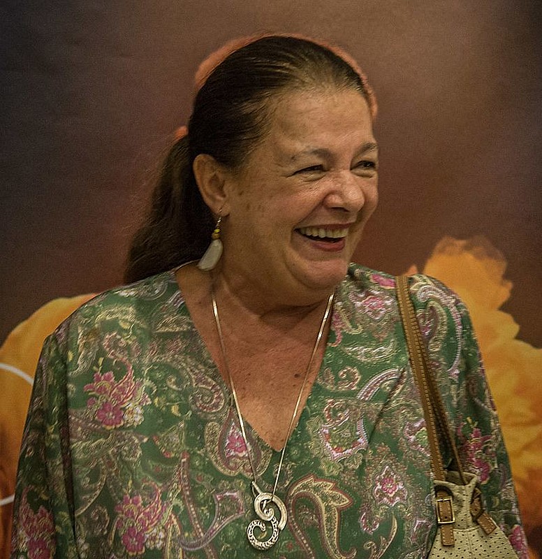 A atriz Bete Mendes acredita que a proposta progresista vai vencer no segundo turno e espera um parlamento mais qualificado