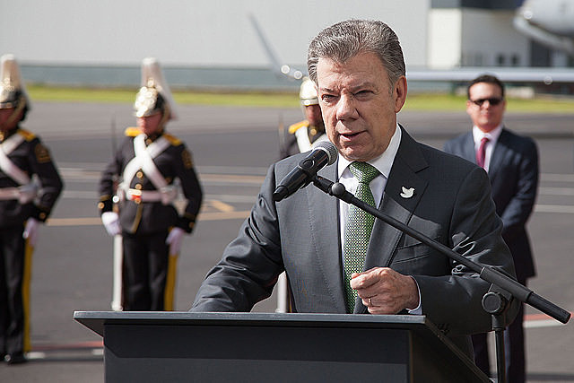 O presidente Santos assegurou que a Colômbia não vai participar de operações militares da OTAN