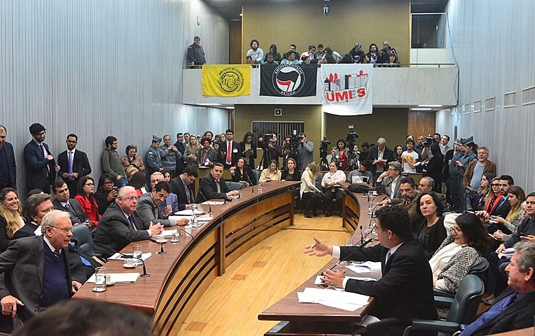 Durante a oitiva, a tática de desmerecer a investigação foi repetida hoje pela base do governador Alckmin