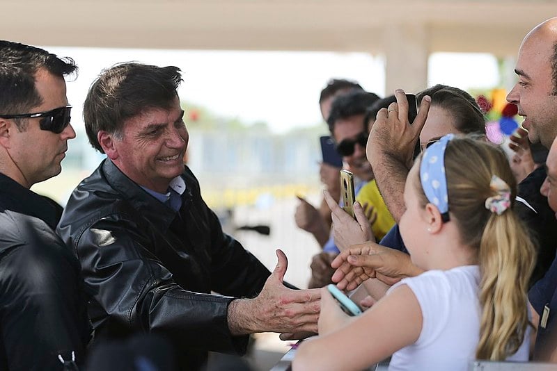 Bolsonaro governa dirigindo-se exclusivamente para sua base social, seguindo o roteiro do fascismo clássico em construir seu próprio partido