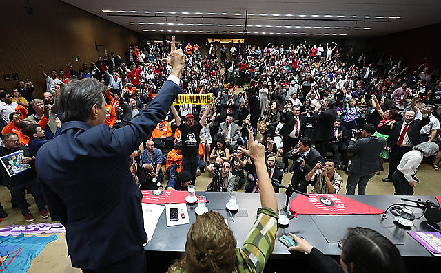 Evento de lançamento da Frente Popular e Parlamentar em Defesa da Soberania Nacional na Câmara dos Deputados