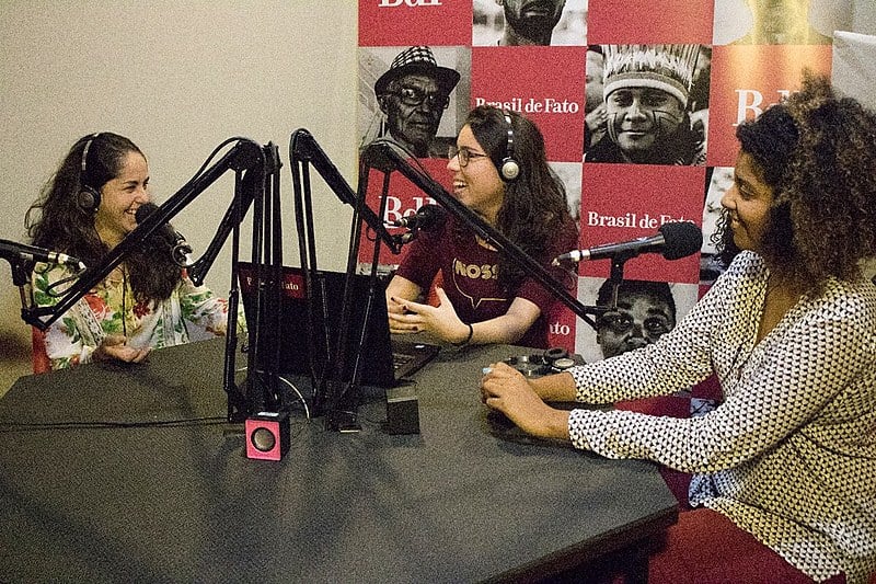 Rádio contará com três mulheres à frente locução