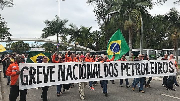 Trabalhadores do setor de petróleo anunciaram que vão paralisar suas atividades na próxima semana de segunda (25) a sexta (29)