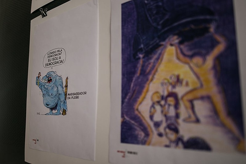 Exposição é retirada da Câmara dos Vereadores de Porto Alegre por satirizar presidente Jair Bolsonaro
